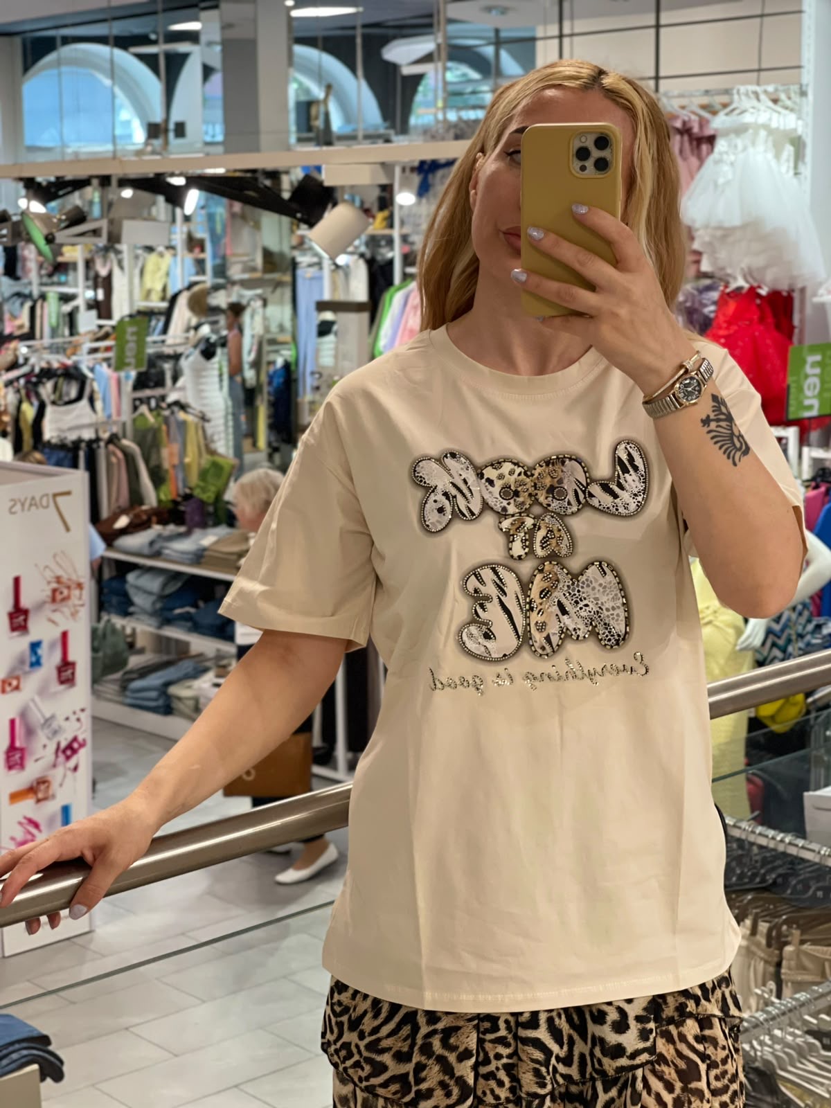 T Shirt Leo