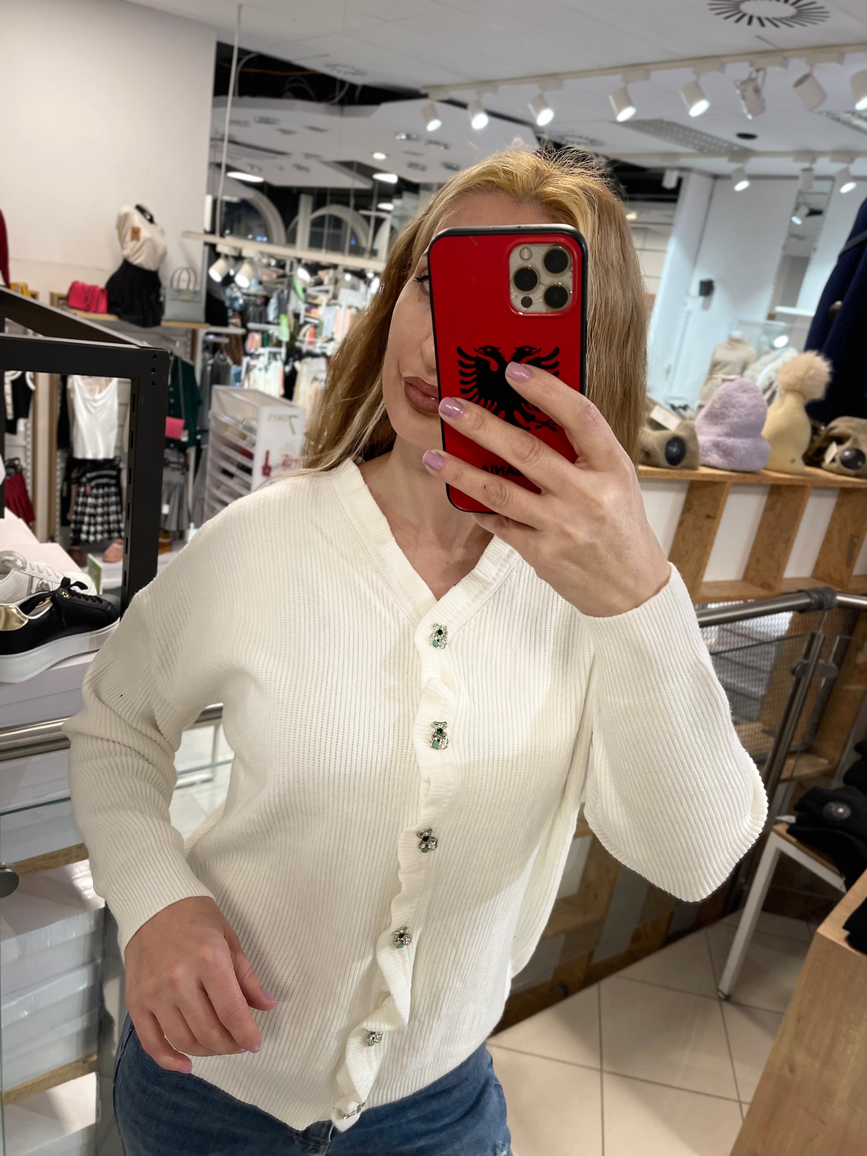 TEDDY KNOPF STRICKJACKE