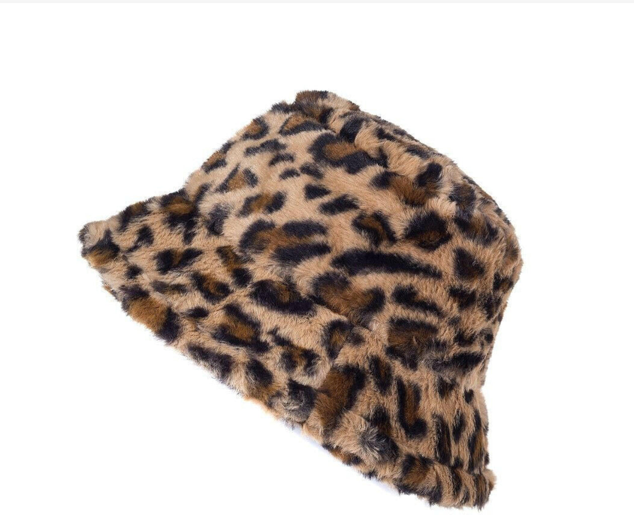 FELLMÜTZE IM LEO-MUSTER – ELEGANT & BESONDERS WEICH