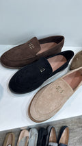 Damen Mokassins & Slipper in Rauleder-Optik mit Gold-Detail