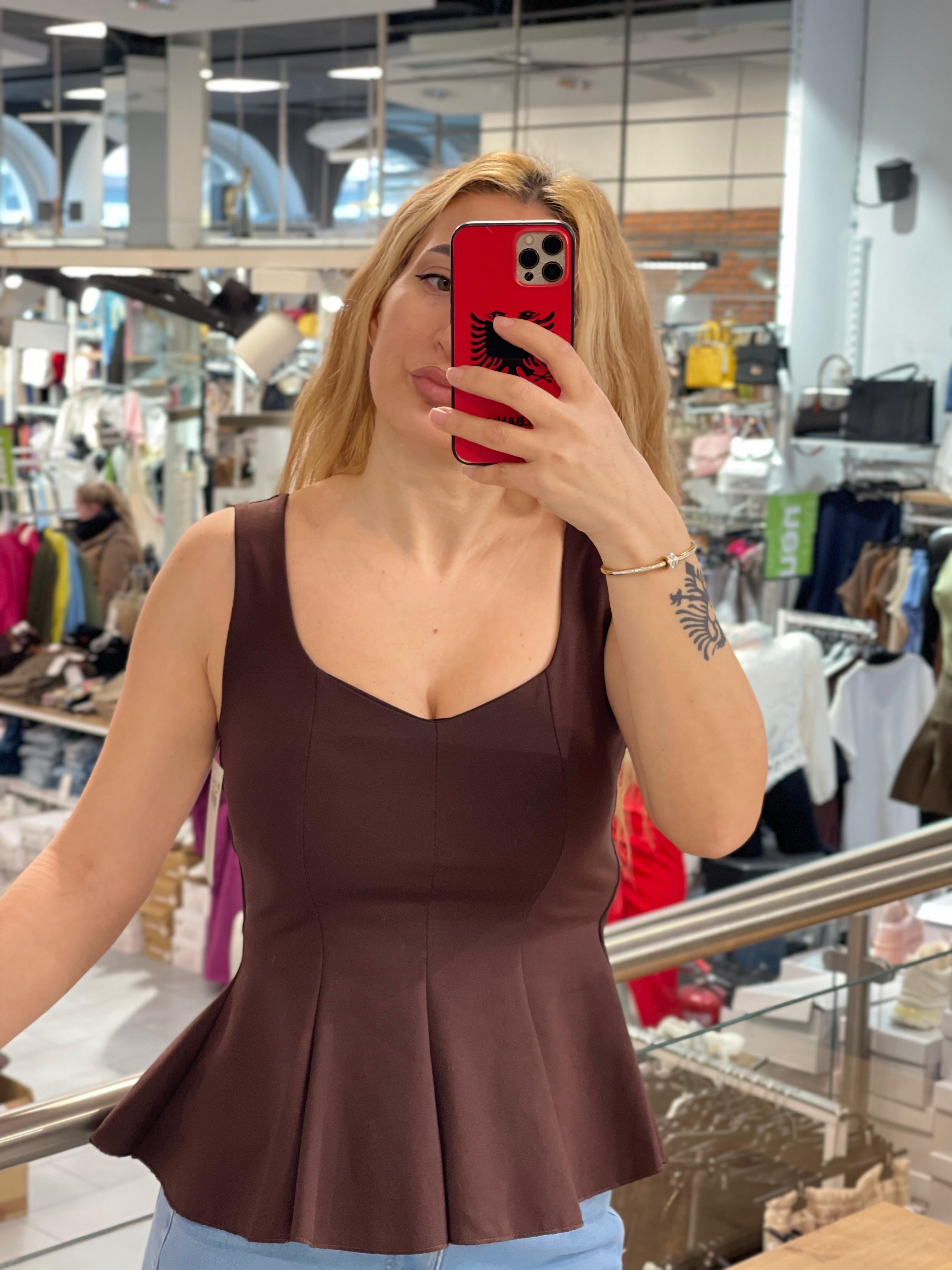 Peplum-Top Lojan