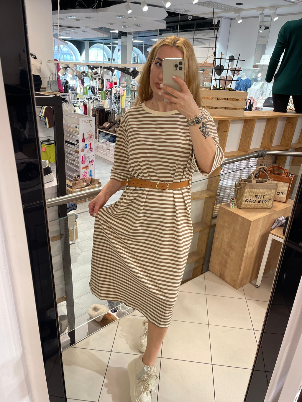 Kleid Elena