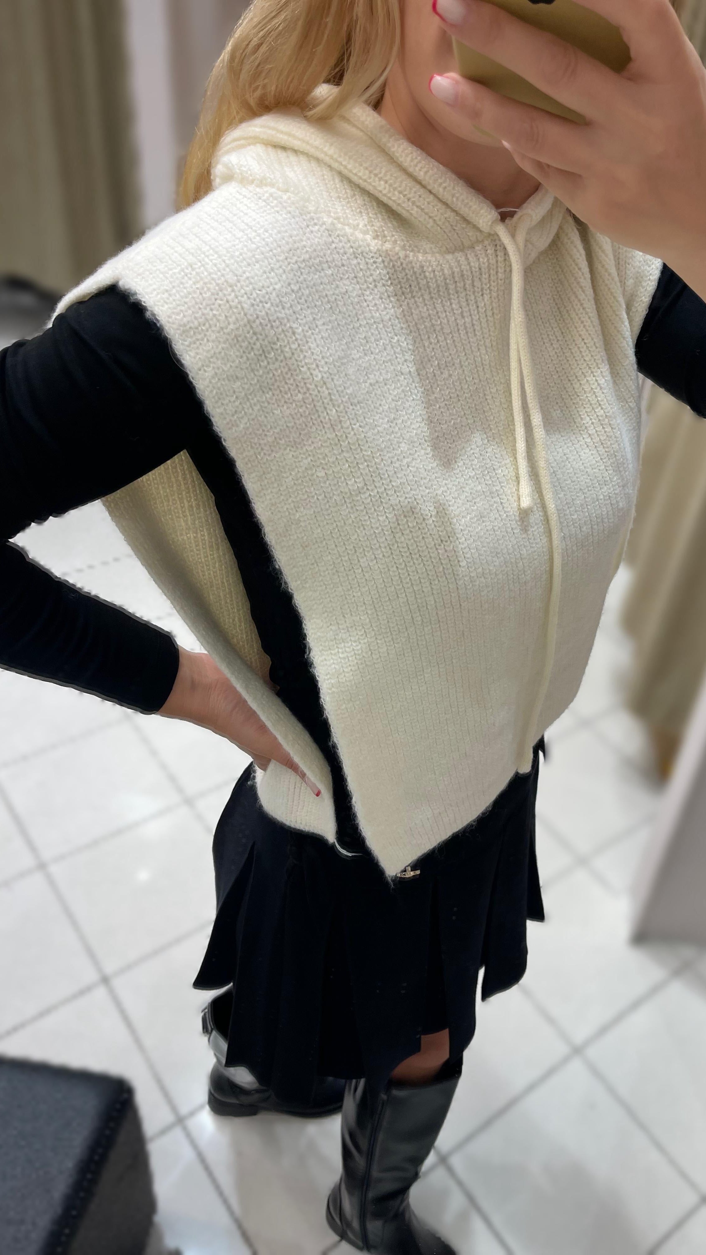 STRICK HOODIE SCHAL – CREME