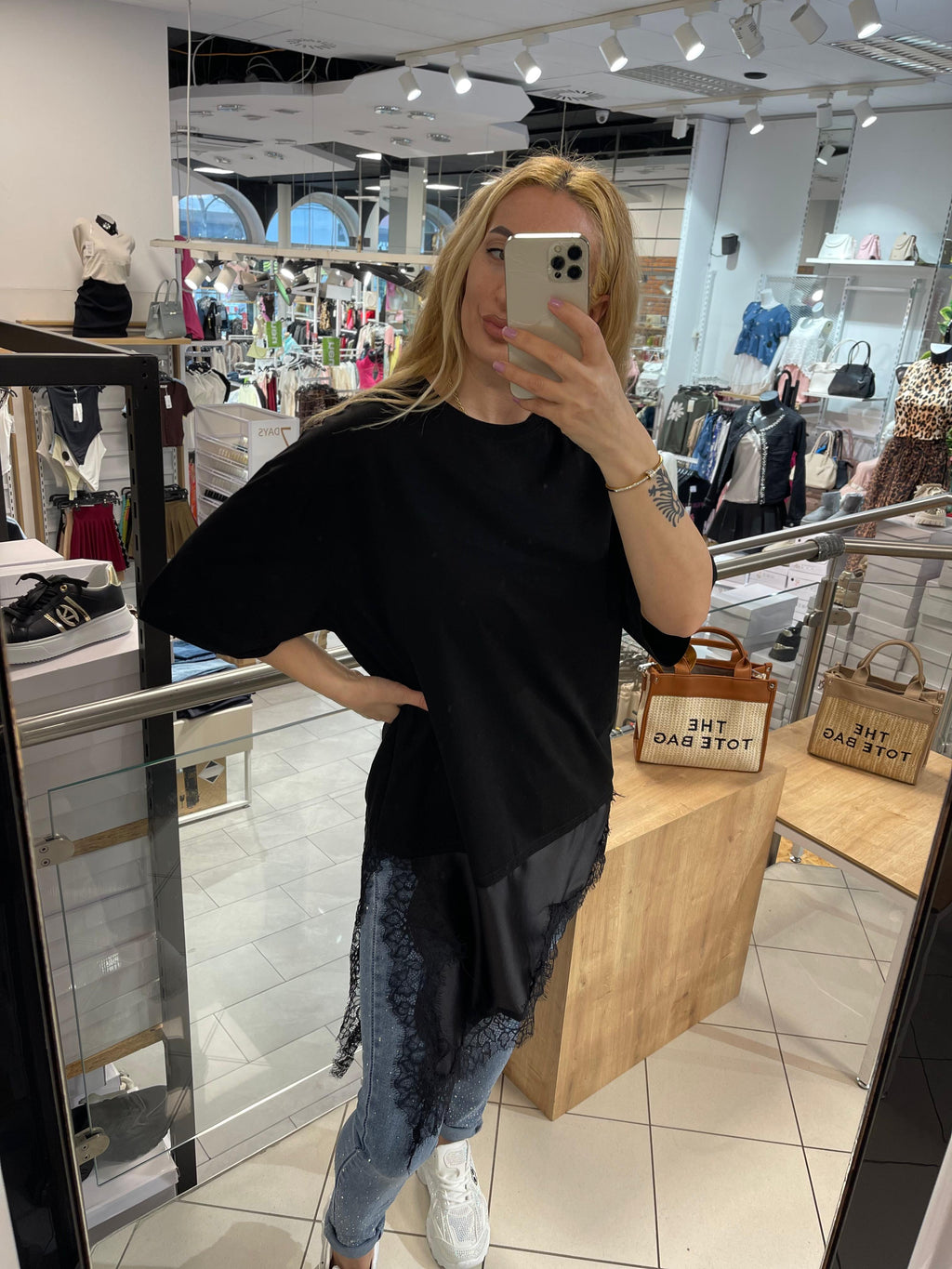 T-Shirt mit Spitze Anna