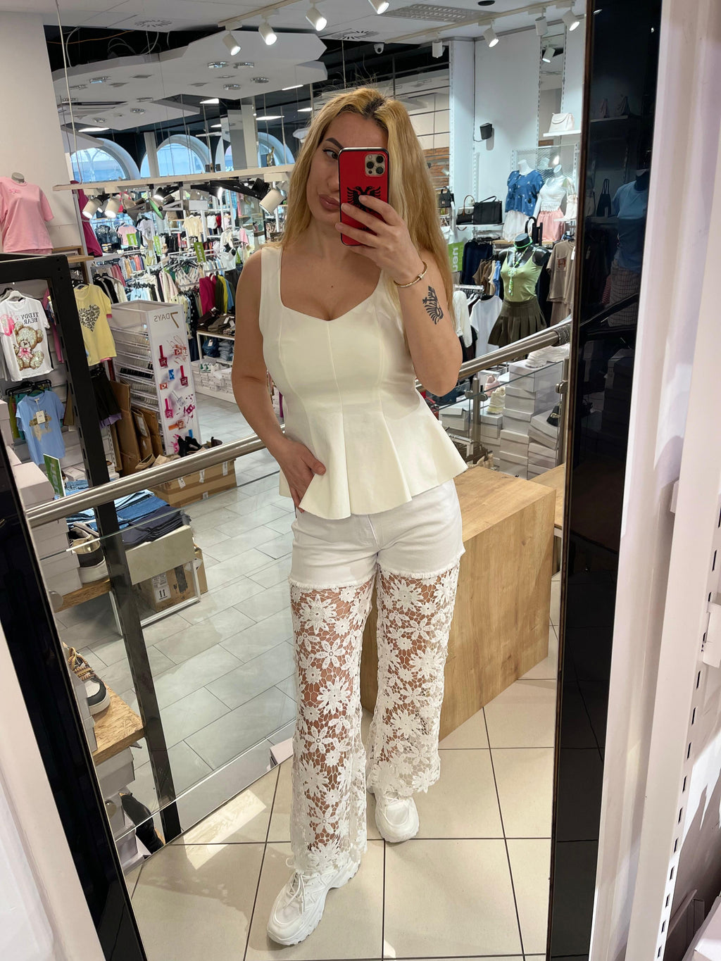 Peplum-Top Lojan