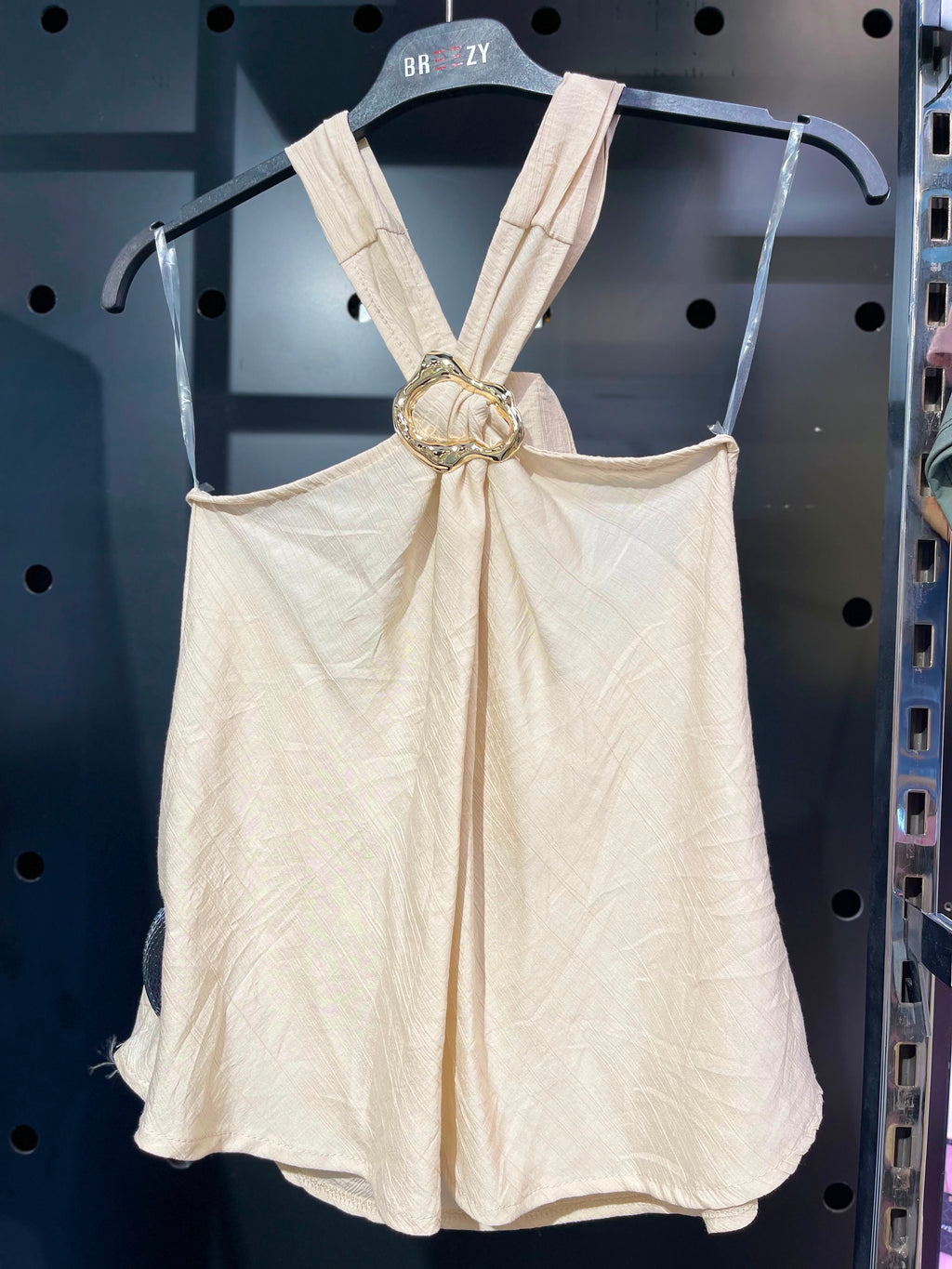 Neckholder Top mit Brosche