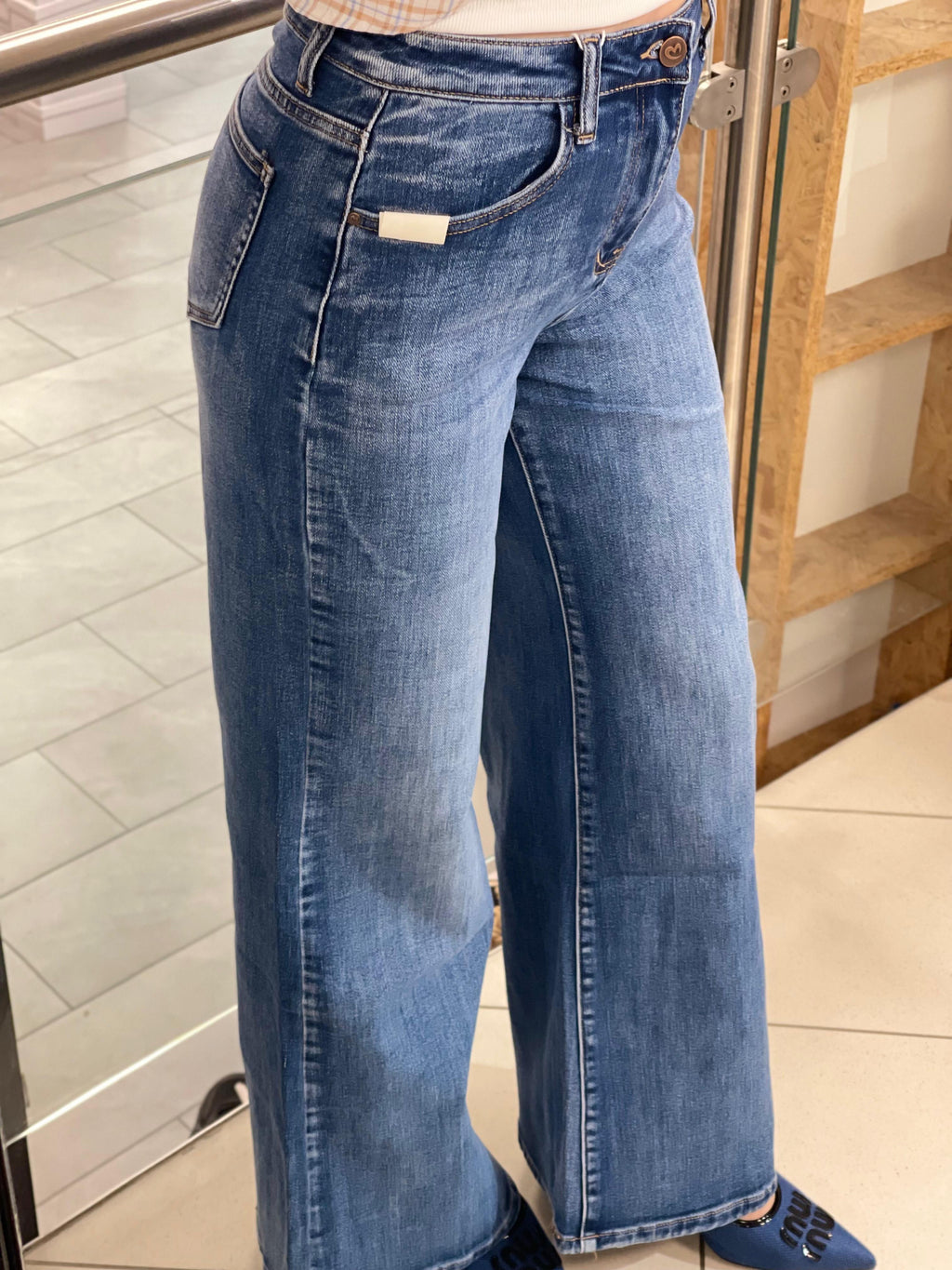 Wide Leg Jeans Gina