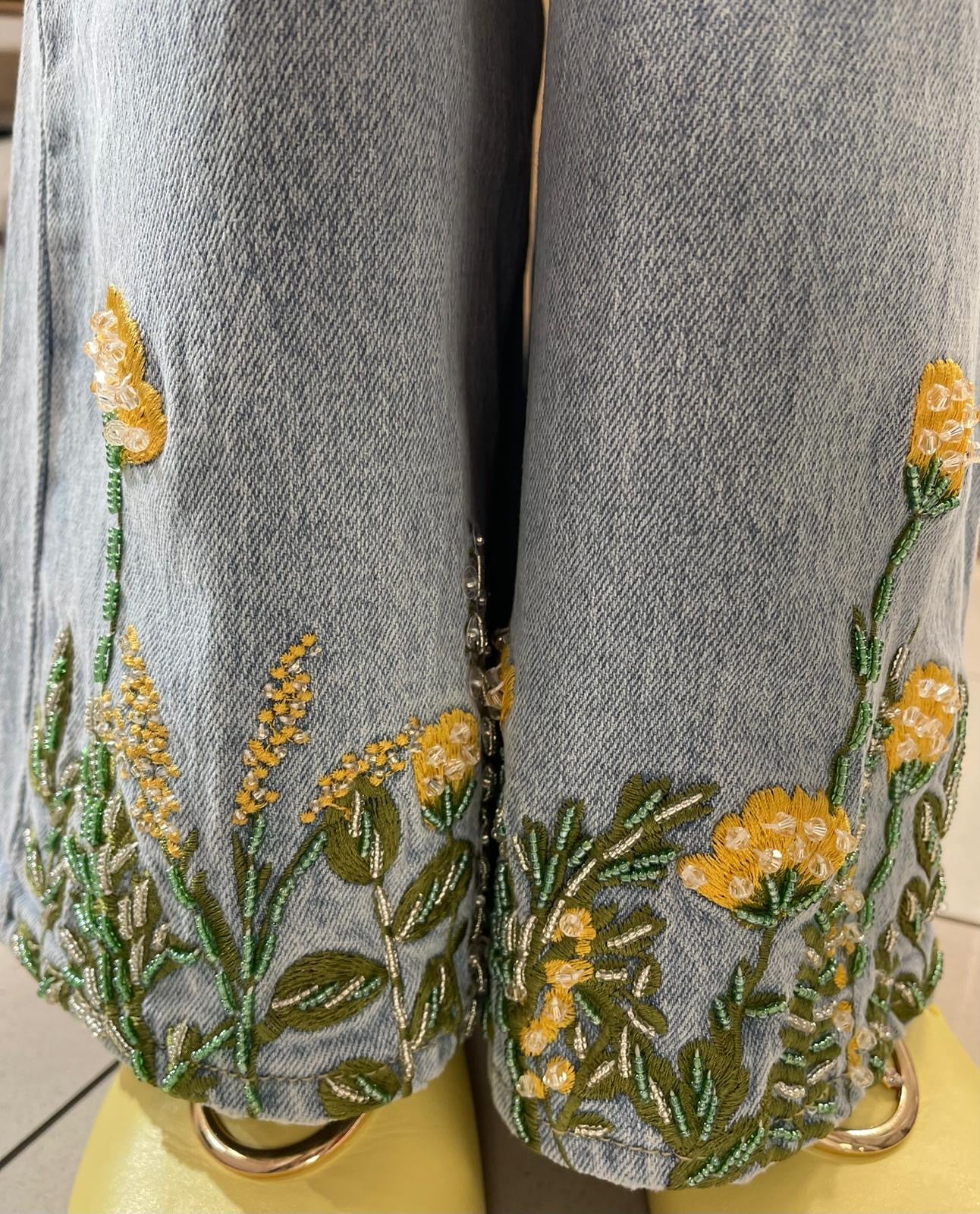 FLOWER DESIGN JEANS
