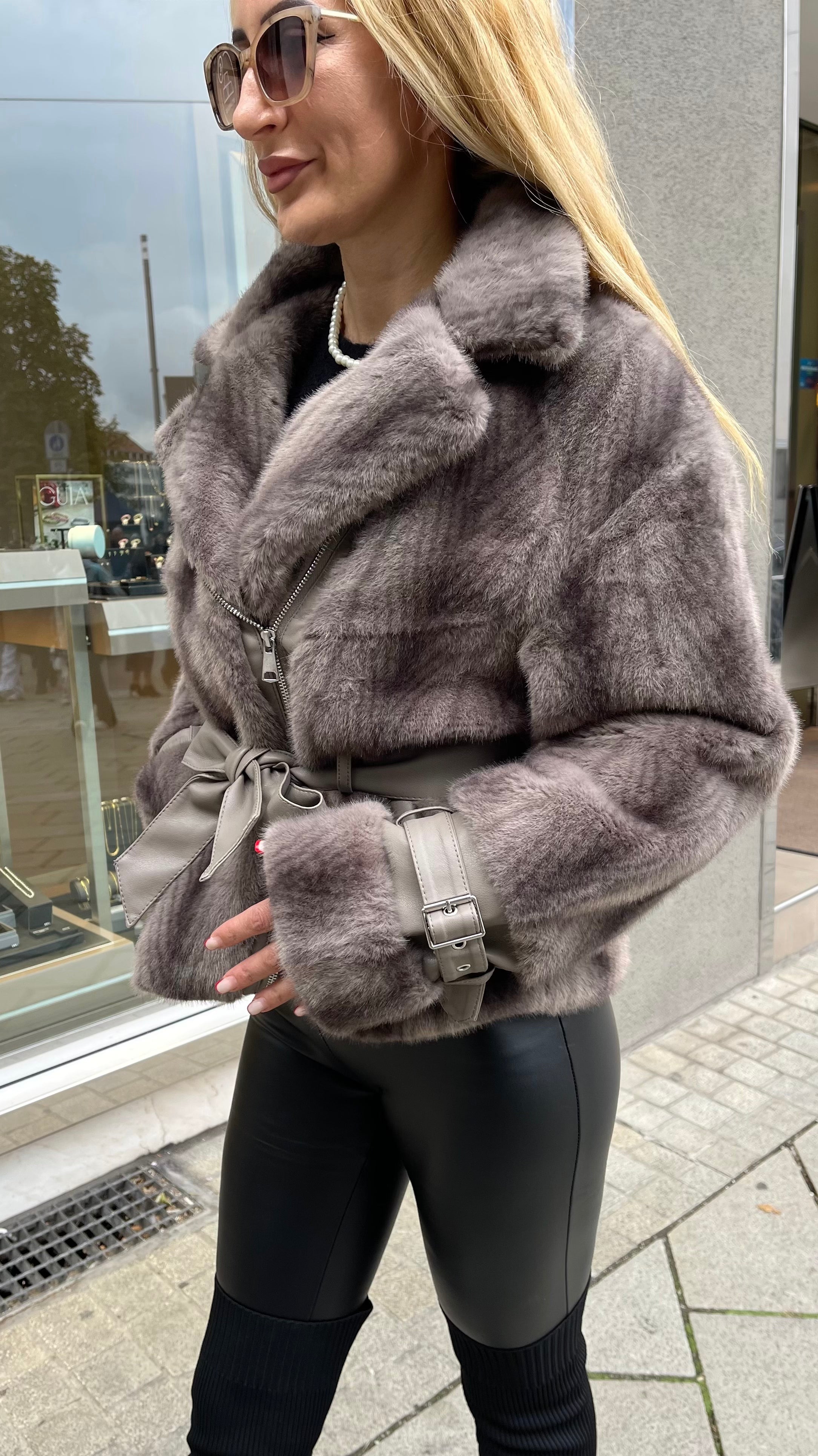 Fell Jacke