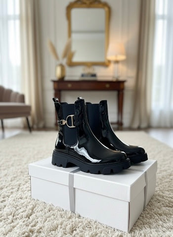 LACK BOOTS SCHWARZ