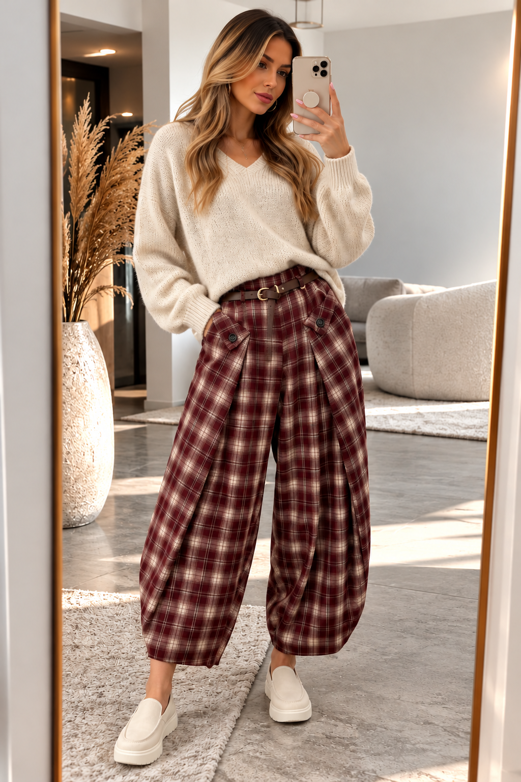 Damen Ballonhose mit Karomuster und Gürtel – Cropped Fit