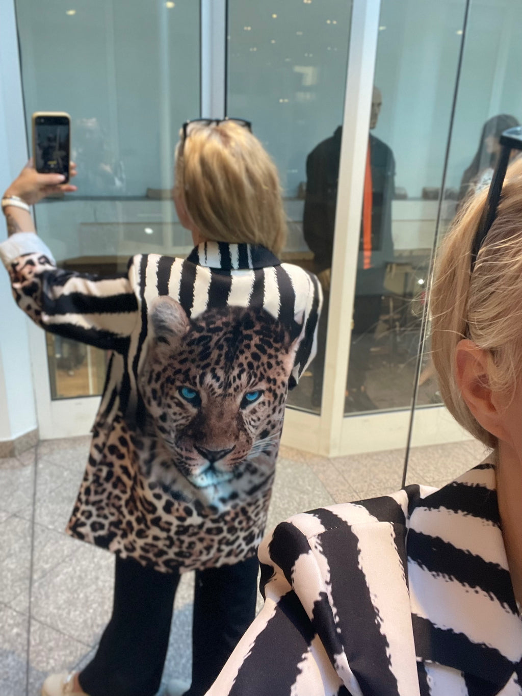 ANIMAL PRINT BLAZER – LEOPARD & ZEBRA DESIGN