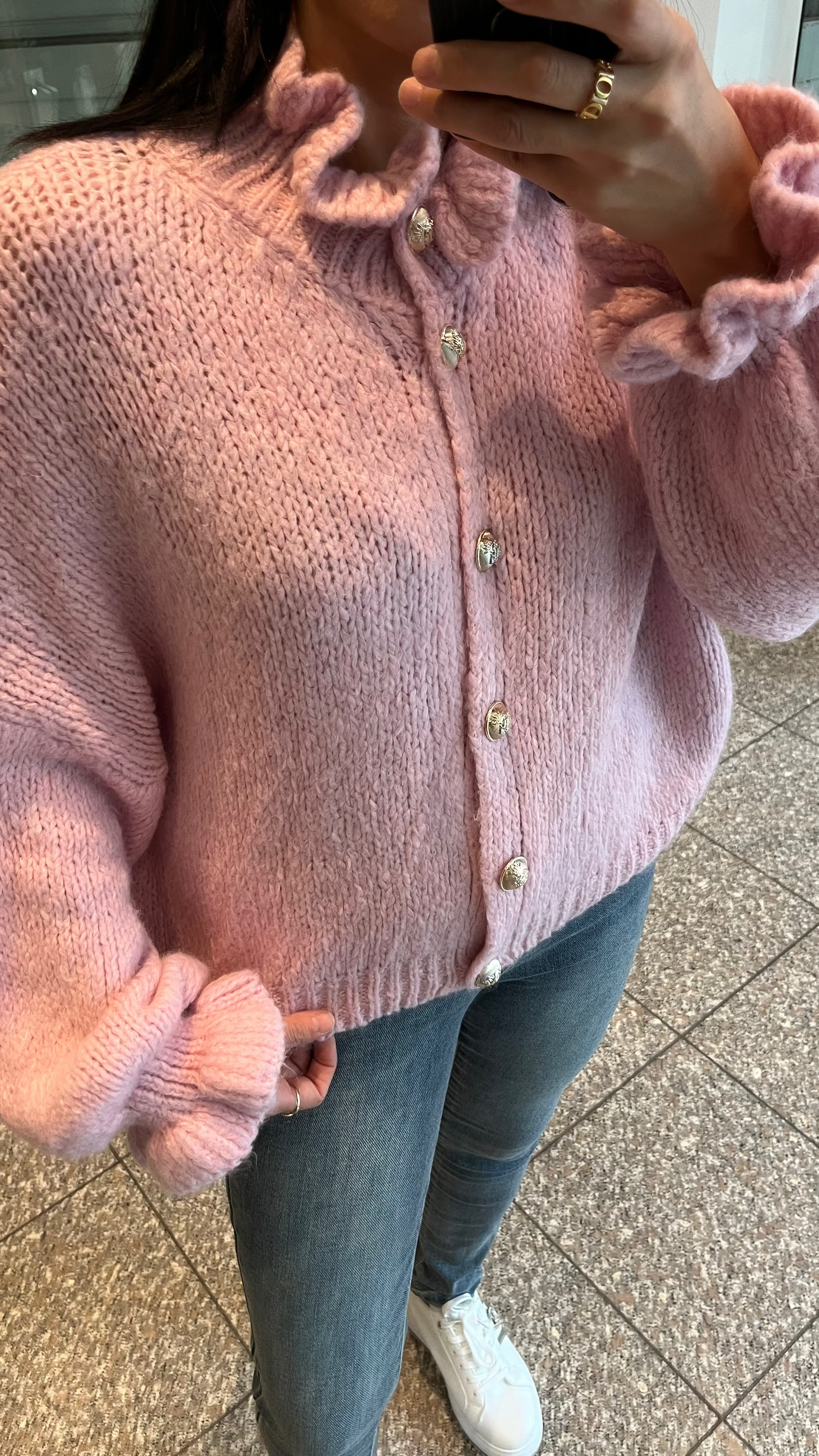 OVERSIZE-CARDIGAN MIT RÜSCHEN & DESIGN-KNÖPFEN BABYROSA