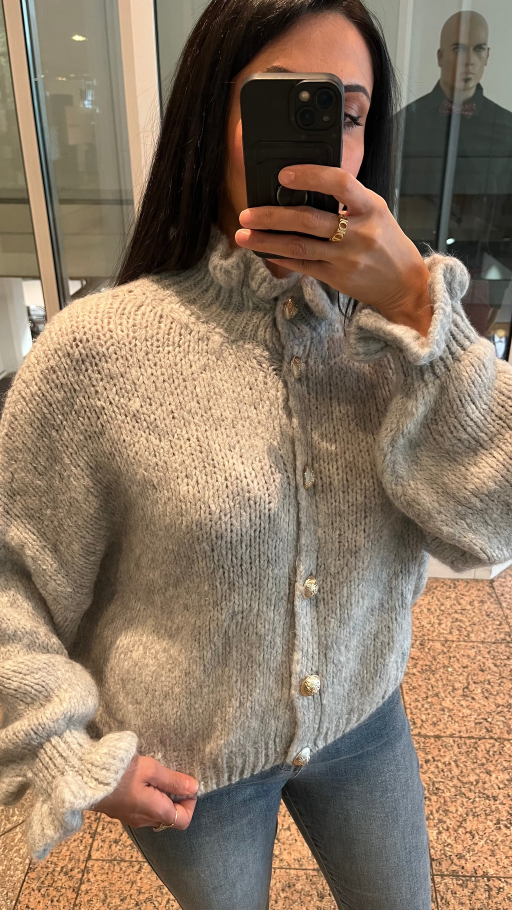 OVERSIZE-CARDIGAN MIT RÜSCHEN & DESIGN-KNÖPFEN GRAU