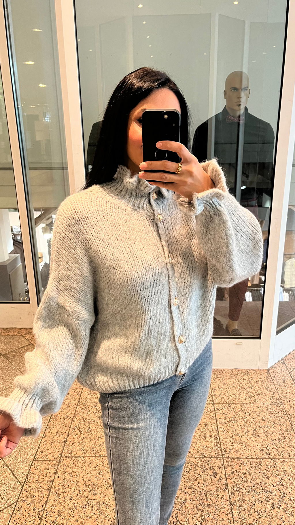 OVERSIZE-CARDIGAN MIT RÜSCHEN & DESIGN-KNÖPFEN GRAU
