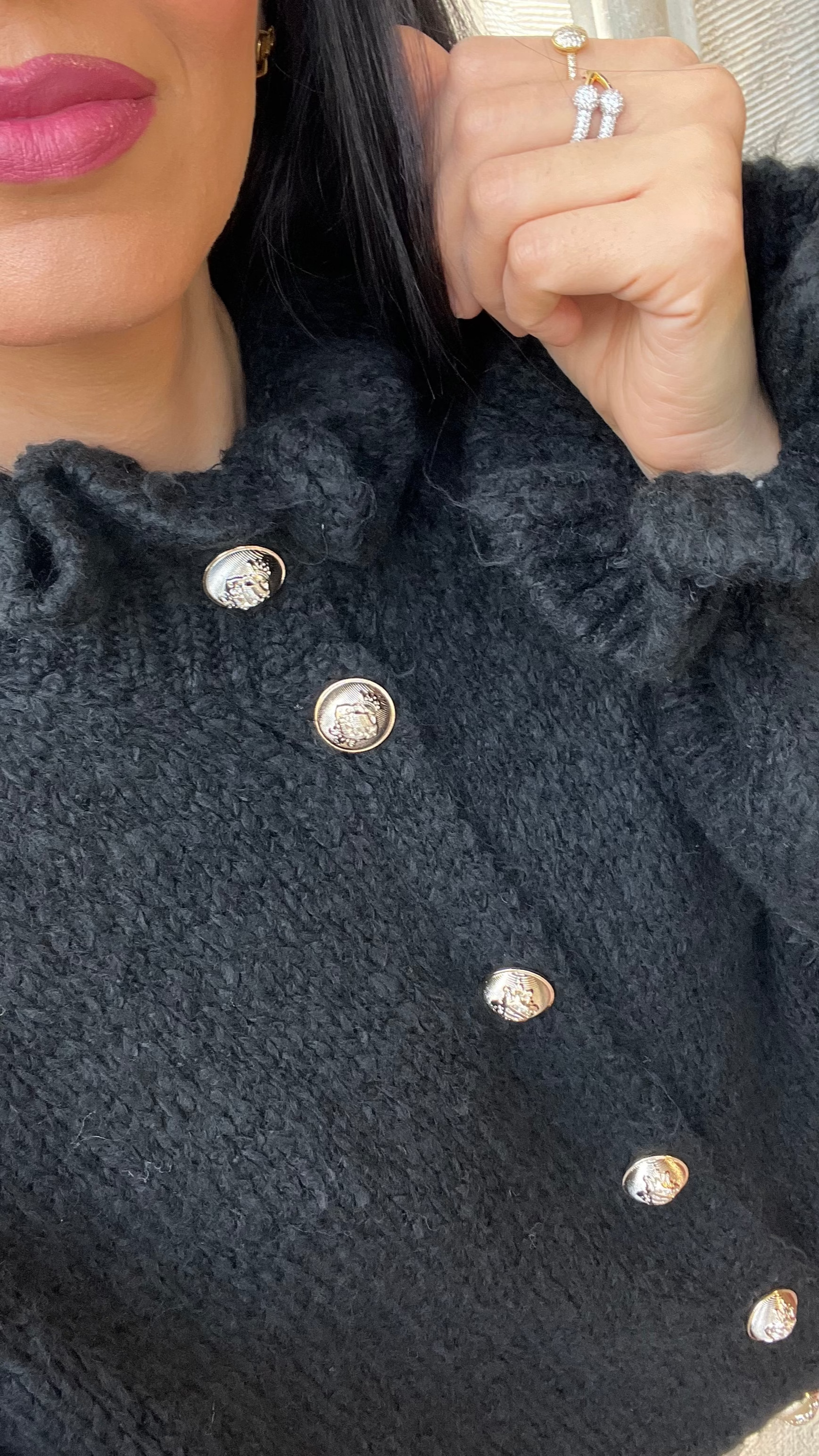 OVERSIZE-CARDIGAN MIT RÜSCHEN & DESIGN-KNÖPFEN SCHWARZ