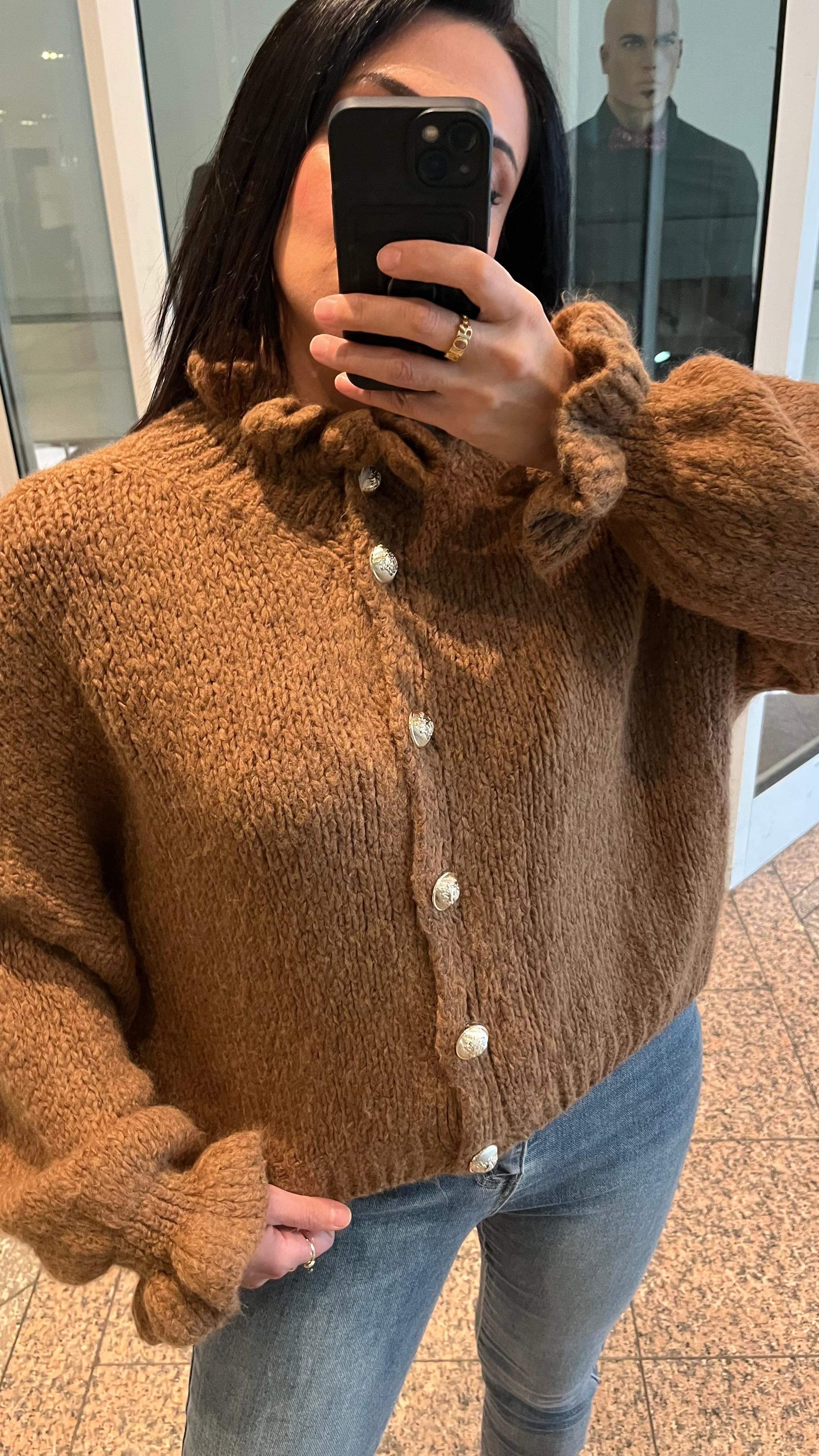 OVERSIZE-CARDIGAN MIT RÜSCHEN & DESIGN-KNÖPFEN BRAUN