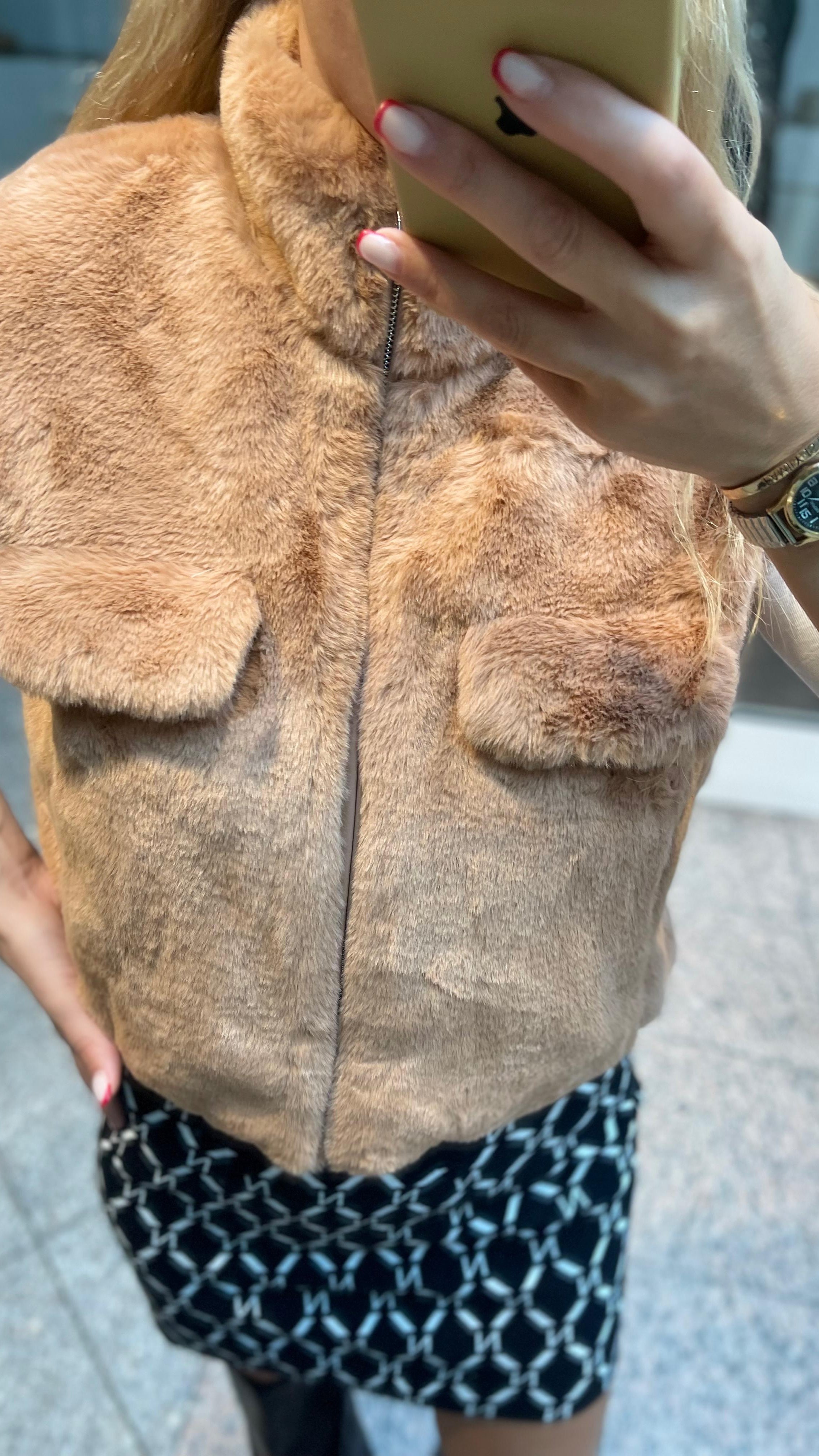 FELL WESTE IN TAUPE