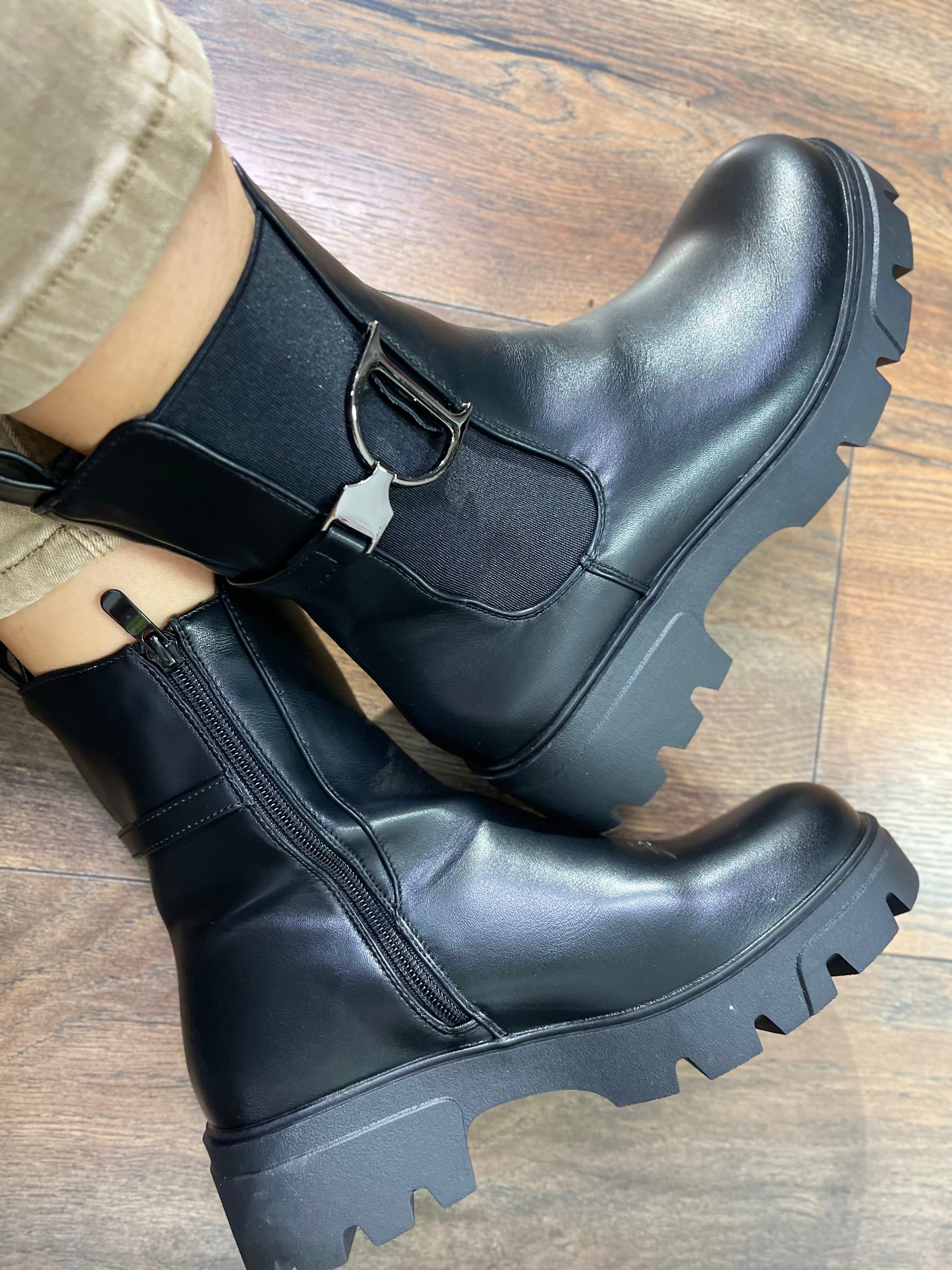 CLASSIC BOOTS SCHWARZ