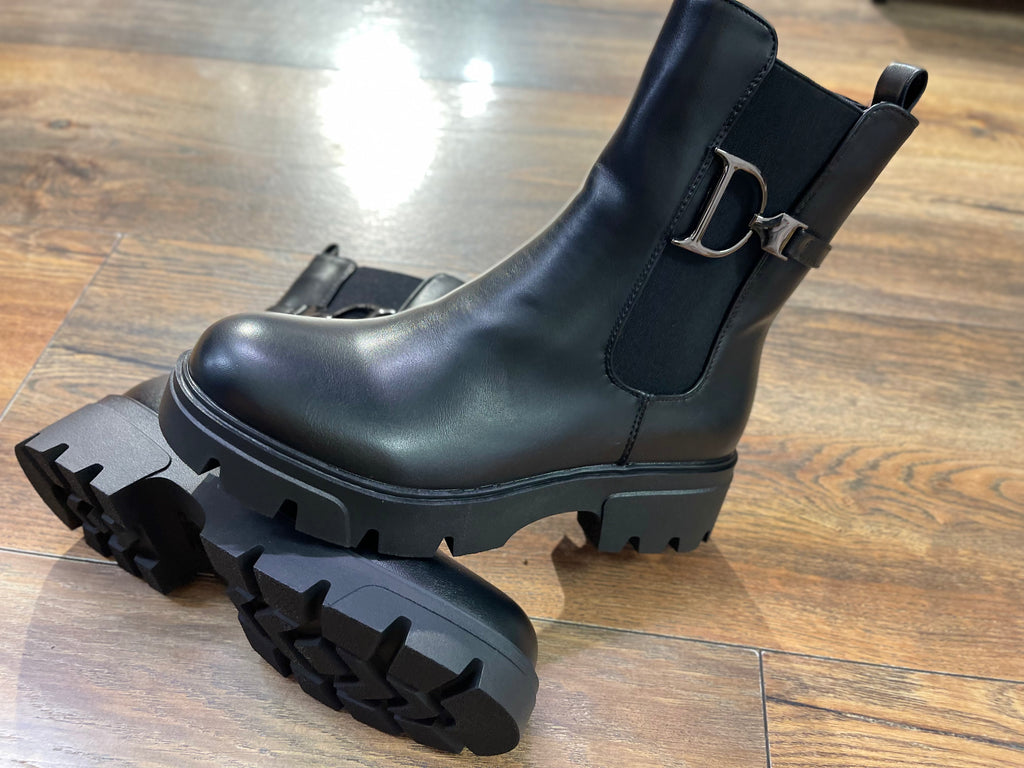CLASSIC BOOTS SCHWARZ