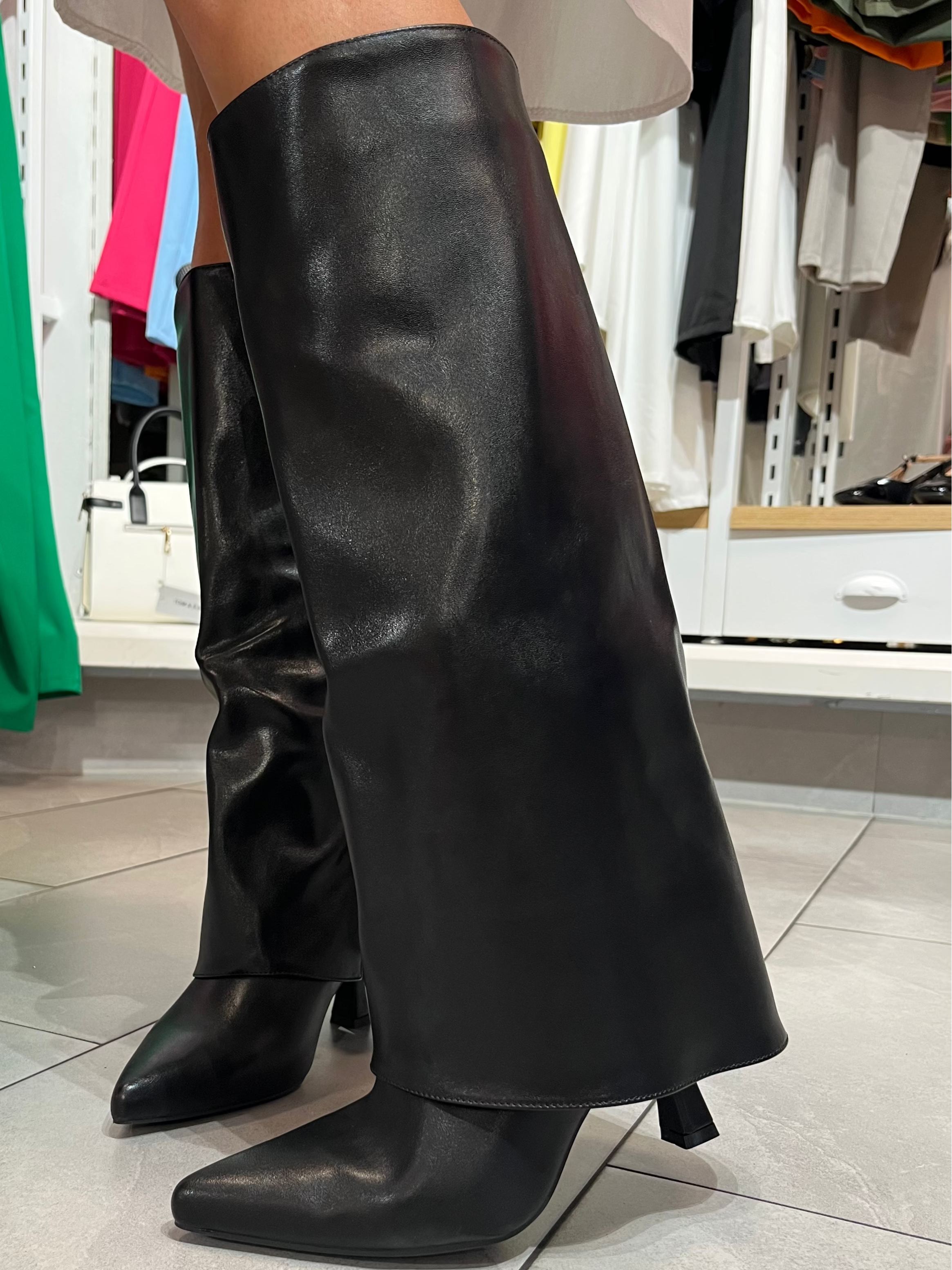 SLOUCH BOOTS