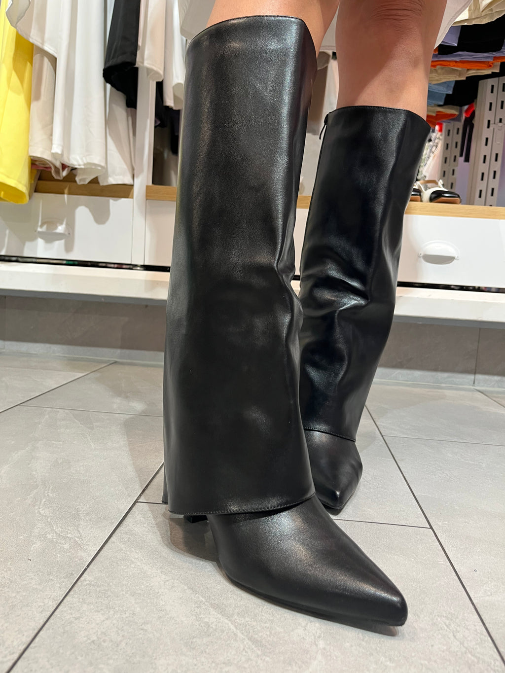 SLOUCH BOOTS