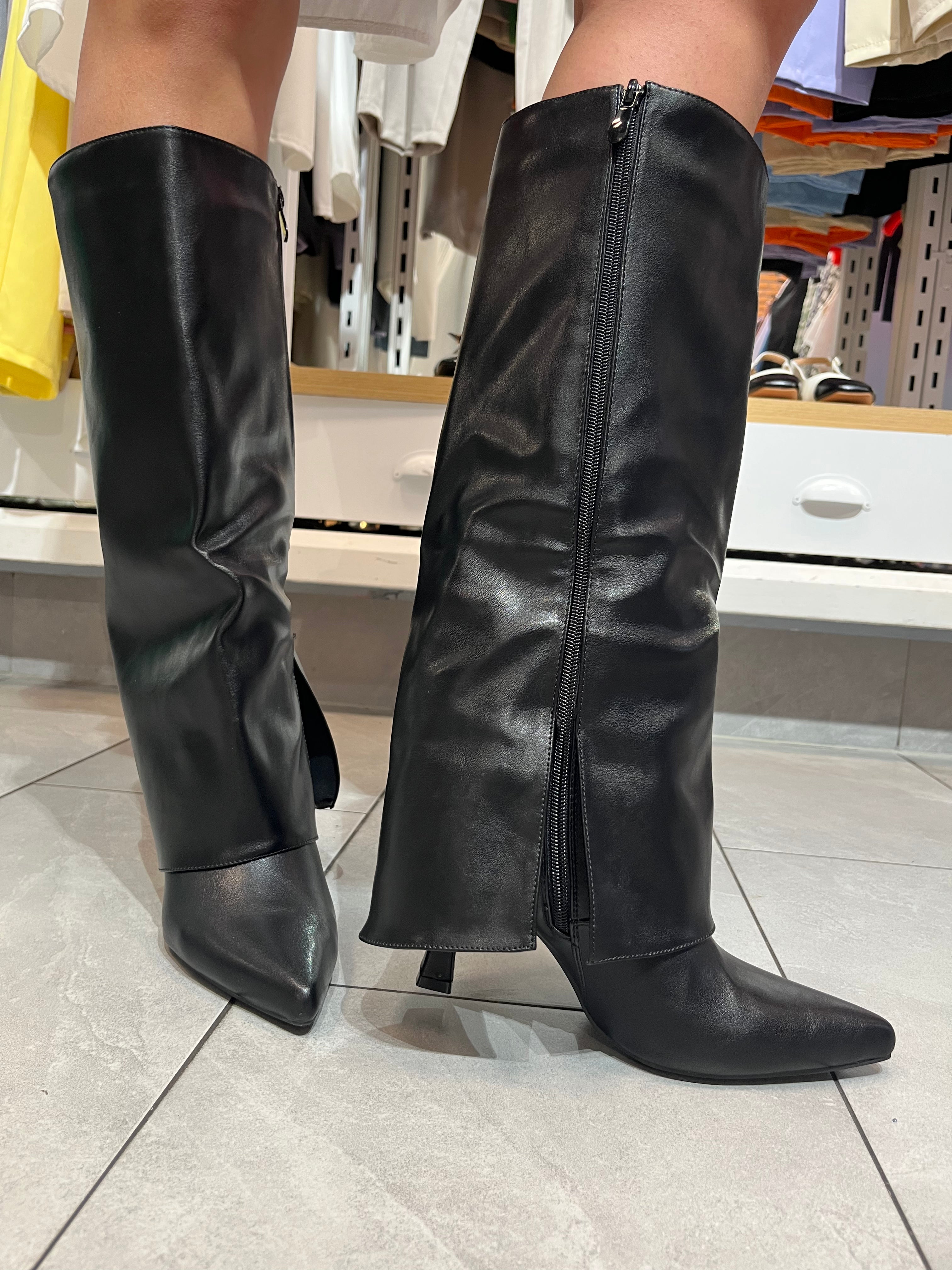 SLOUCH BOOTS