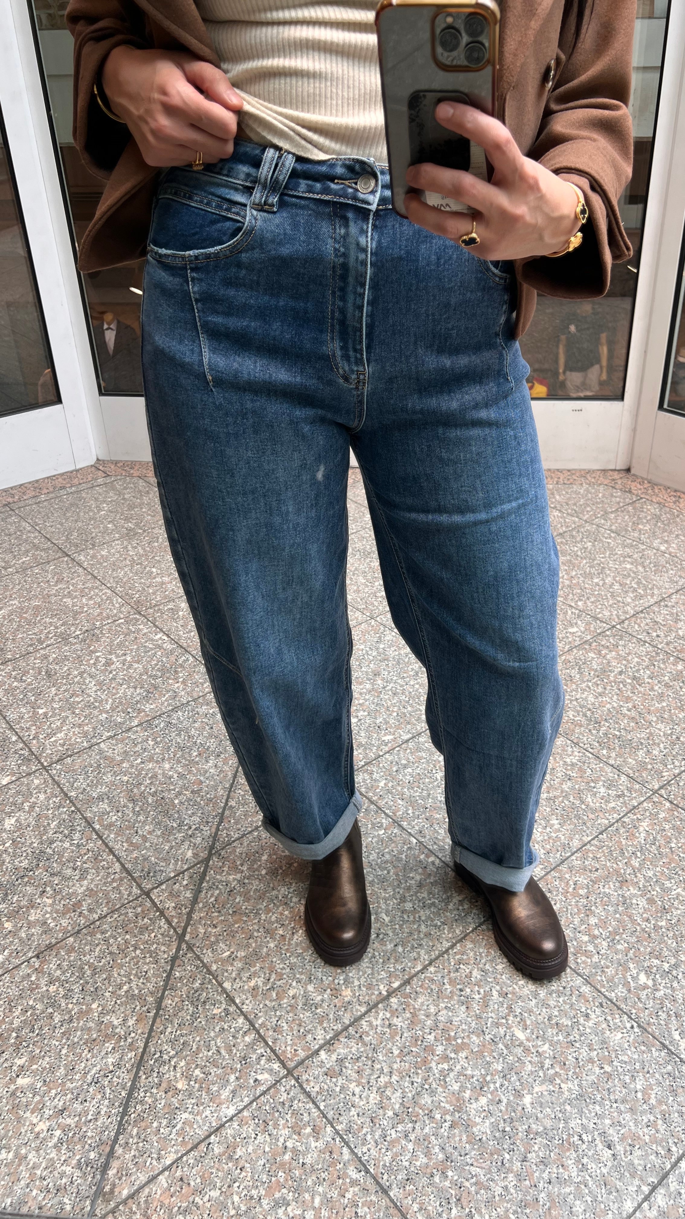 BALON MOMFIT JEANS