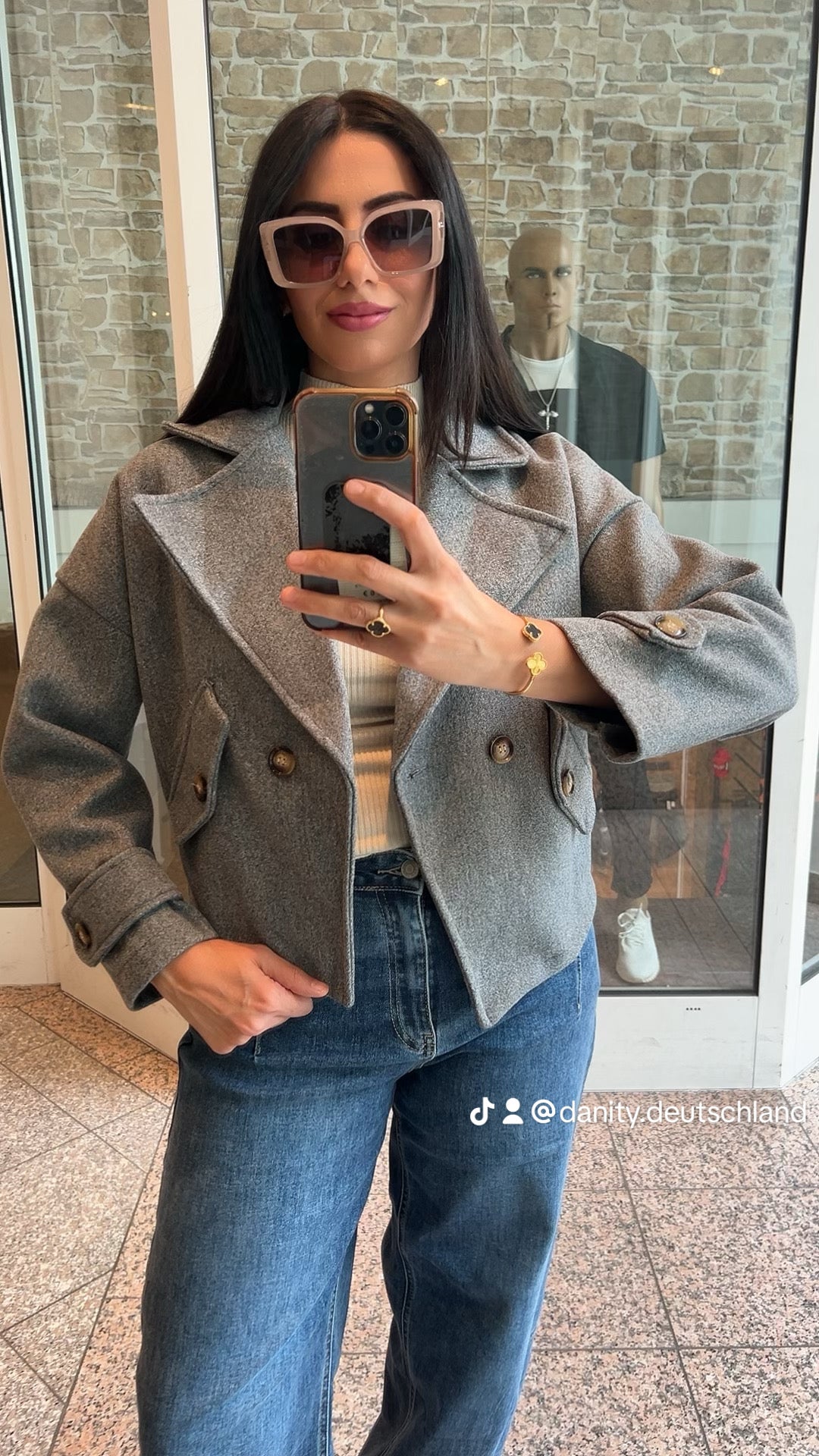 KURZE FILZ JACKE