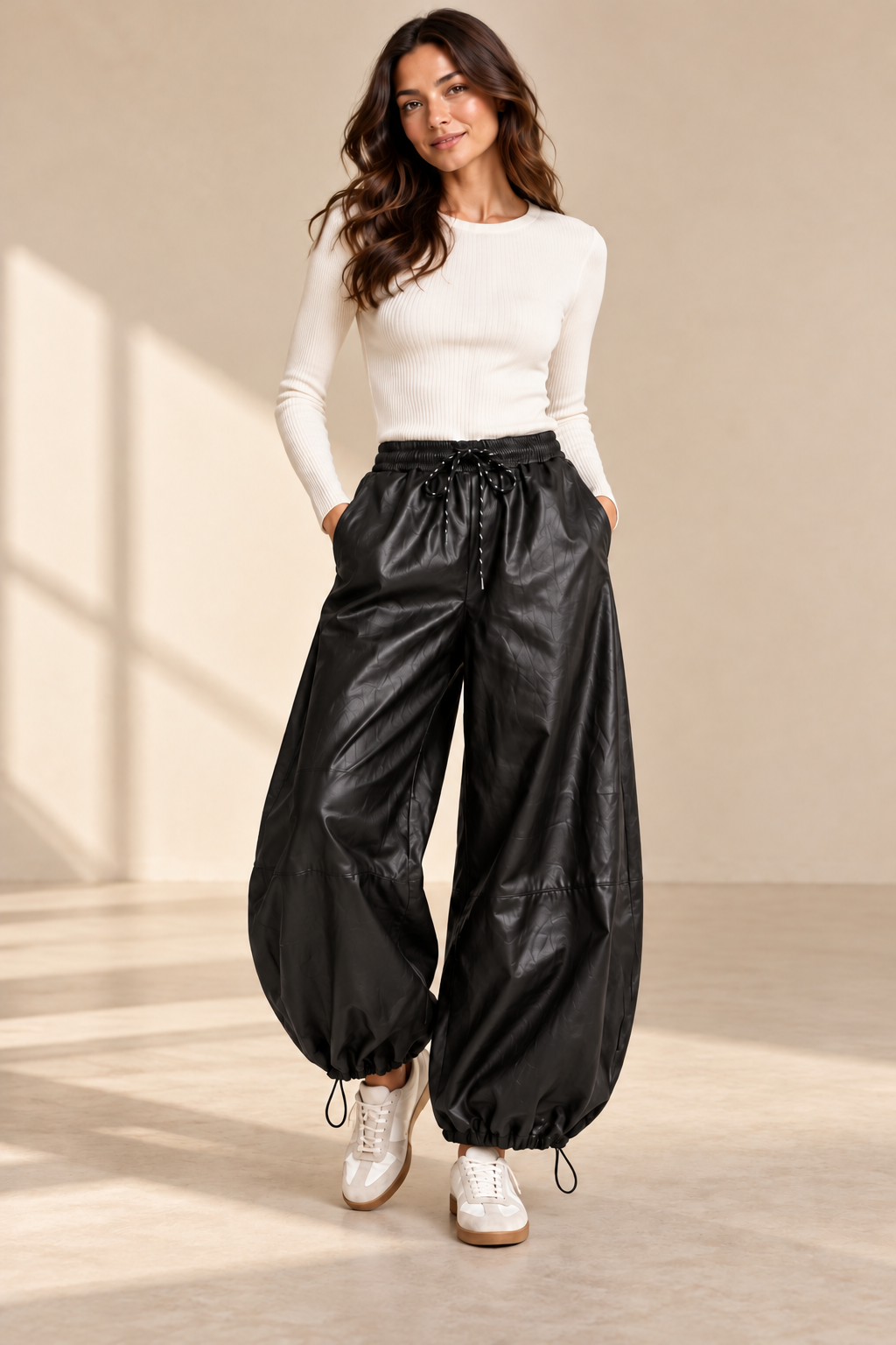 Damen Kunstleder-Ballonhose mit Kordelzug – Einheitsgröße