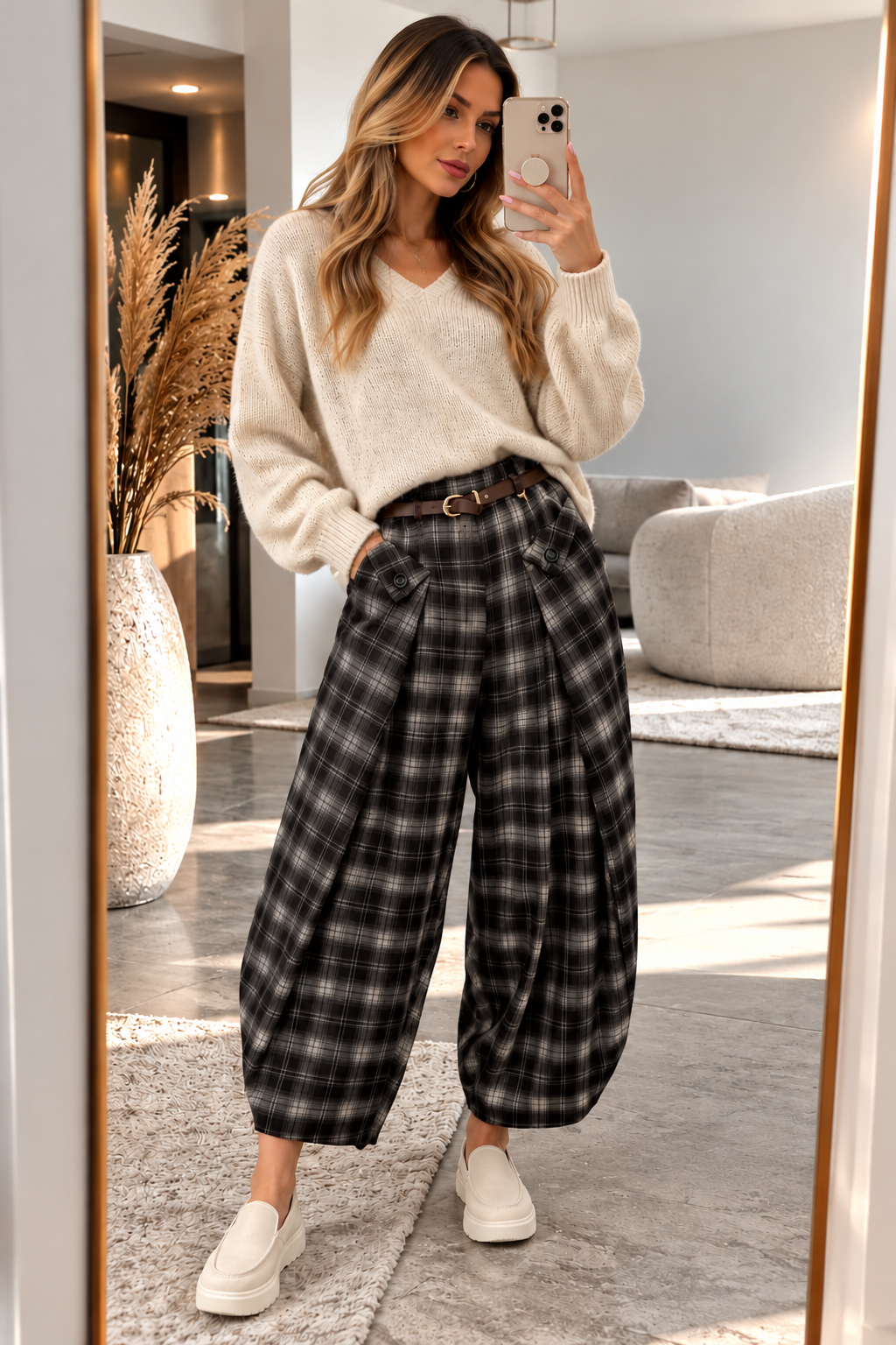 Damen Ballonhose mit Karomuster und Gürtel – Cropped Fit